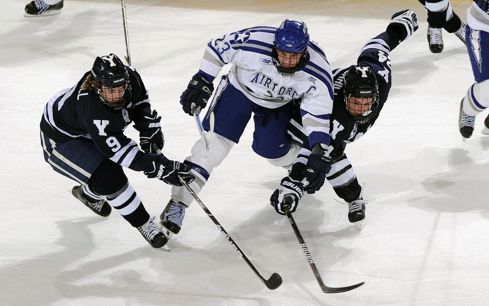 米兰体育平台登录入口-《CS_GO》2025“银河杯”——豪门豪强激战,荣耀由你见证