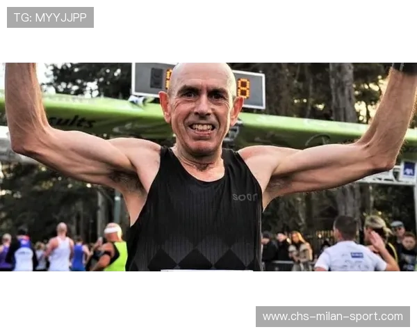 冬泳大爷把全国纪录选手比下去,全网热议 冬泳大爷把全国纪录选手比下去,全网热议